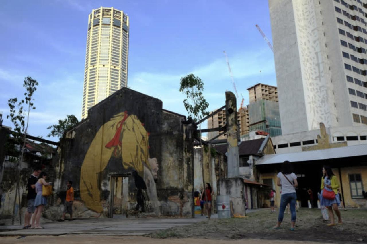 The Landmark Condo, By Sanguine George Town Extérieur photo